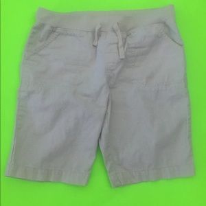 Girls beige shorts large 10/12